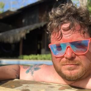 Meet your Posher, Stephen